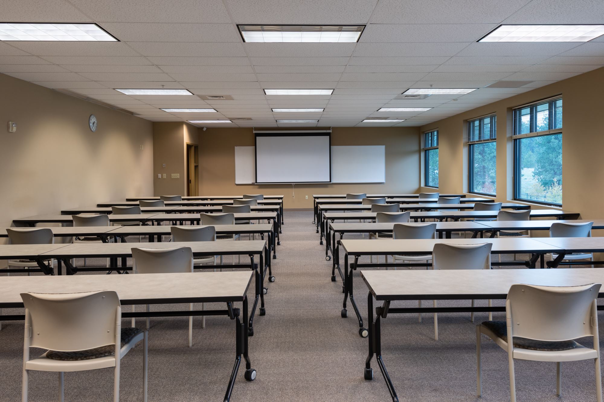 Large Meeting Rooms for Training Workshops